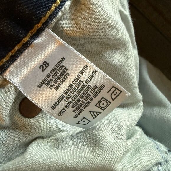 Aeropostale slim cuffed Bermuda Jean shorts - Picture 4 of 6